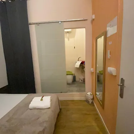 Sant Antoni Hostal, Sustainable Tourism ゲストハウス